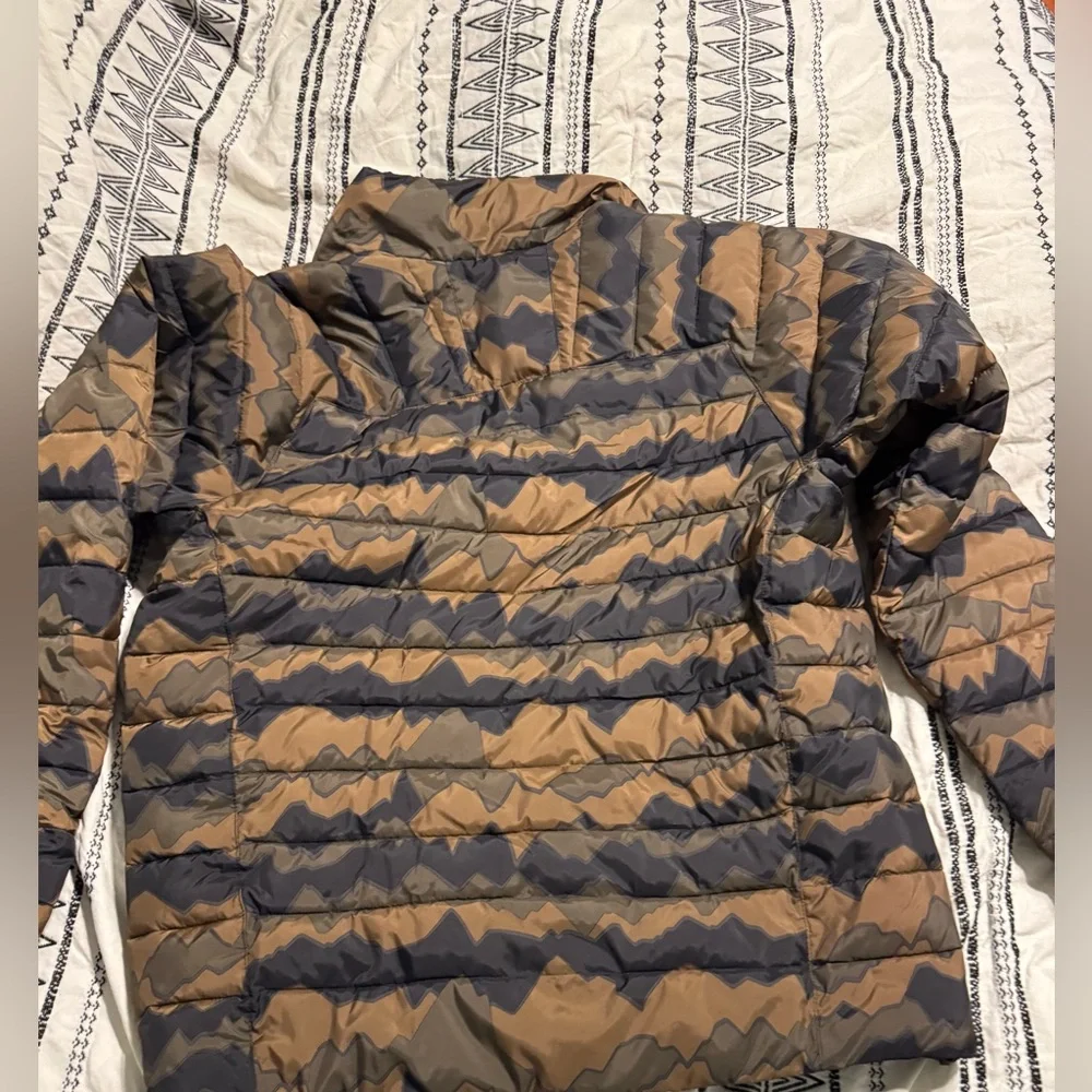 Alaskan Hardgear By Duluth Trading Co Camo puffer Jacket - Picture 2 of 5